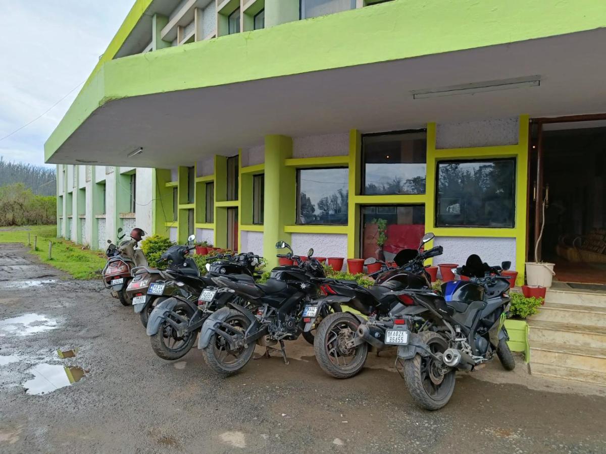 Natures Retreat Hotels And Resorts Udagamandalam Exterior foto